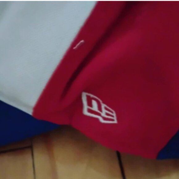 New Era Montreal Expos Red Blue & White Vintage 9Forty Adjustable Youths Cap Hat - Picture 2 of 4